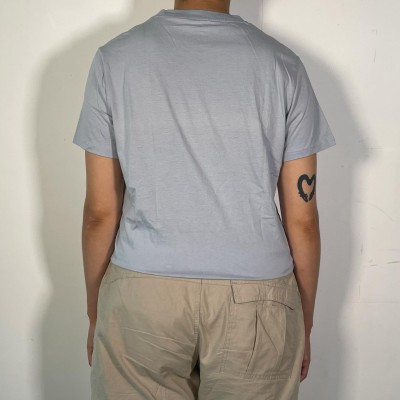 🩶 Tee-shirt gris, impression à l'avant 🩶 🩶 Tee-shirt gris, impression à l'avant 🩶