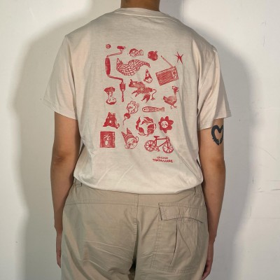 🥥 Tee-shirt beige, impression à l'arrière 🥥 🥥 Tee-shirt beige, impression à l'arrière 🥥
