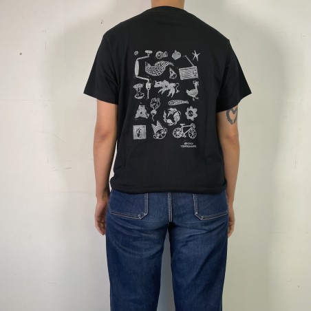 t-shirt noir