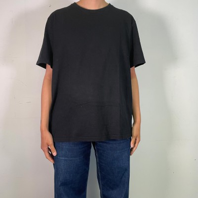⚫ Tee-shirt noir, impression au dos ⚫