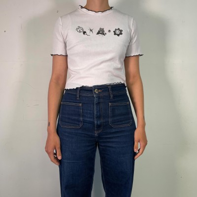 ⚪ Crop Top, impression à l'avant ⚪ ⚪ Crop Top, impression à l'avant ⚪