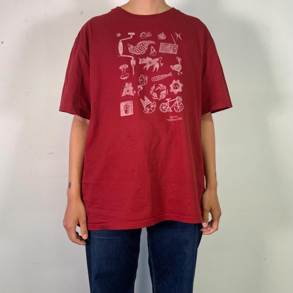 🔴 Tee-shirt rouge, impression à l'avant 🔴