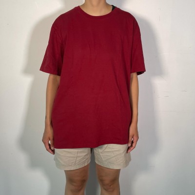🔴 Tee-shirt rouge, impression au dos 🔴 🔴 Tee-shirt rouge, impression au dos 🔴